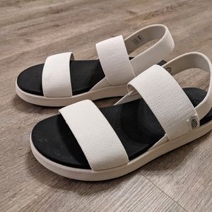 Women's Elle Backstrap Sandal size 8